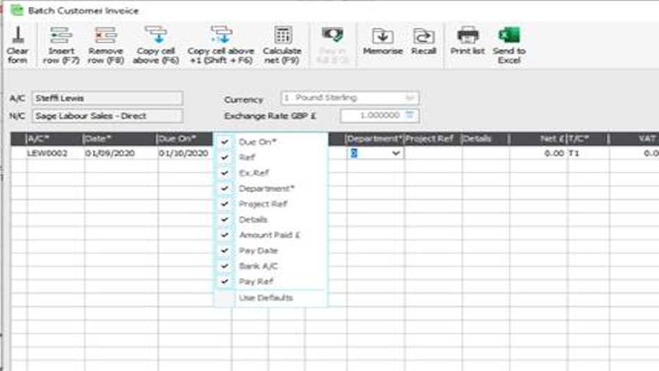 Right clicking the column headings in Sage50c gives you the option to remove columns!